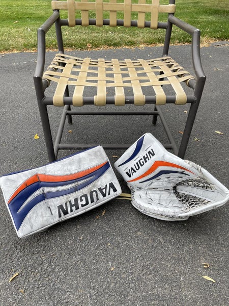 New York Islanders Used Senior Regular Vaughn Velocity V7 XR Pro Stock