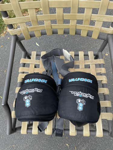 Used Vaughn VE8 Pro Knee Pads