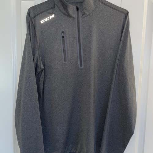 CCM 1/4 Quarter Zip Gray Large