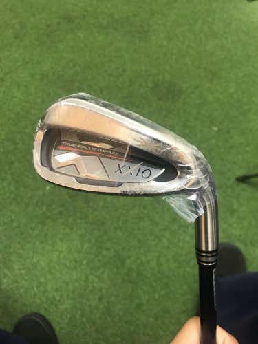 XXIO True Focus Impact 7 Iron W/ XXIO MP1000 Flex R Shaft X2