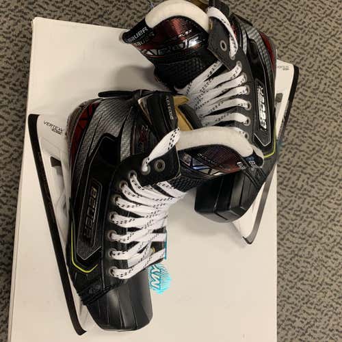 Senior Bauer Vapor 2x pro Regular Width Pro Stock Size 6.25/6.75 Goalie Skates
