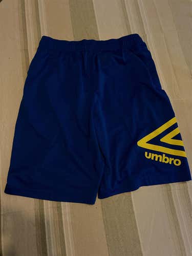Umbro soccer shorts