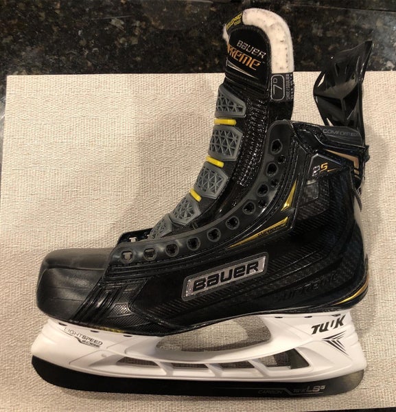 Senior Bauer Supreme 2S Pro Size 7 Hockey Skates