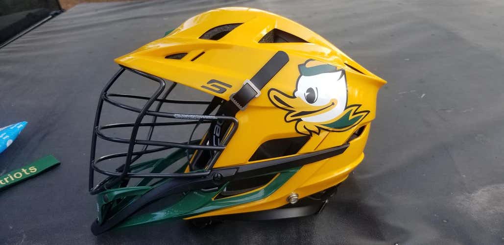Oregon Ducks Cascade S Helmet