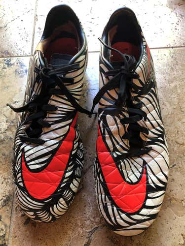 Black Used Size 8.0 (Women's 9.0) Nike Hypervenoms Cleats