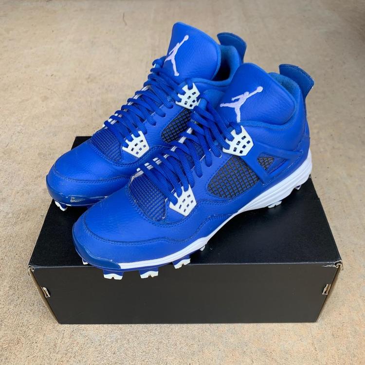 jordan mcs baseball cleats