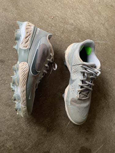 Gray Men's Molded Cleats Low Cut