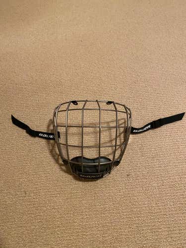 New Senior Medium Bauer Re-Akt Cage Full Cage