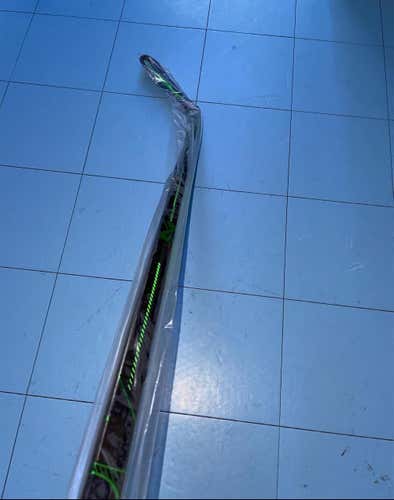 Senior Left Hand Nexus ADV Mid Pattern  Hockey Stick