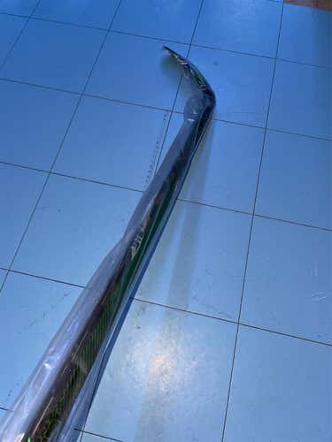 Senior Right Handed Nexus ADV Mid Pattern  Hockey Stick
