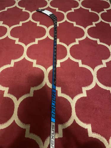 Senior Right Handed Nexus 2N Pro Hockey Stick
