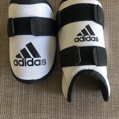 Used Senior Adidas Elbow Protection