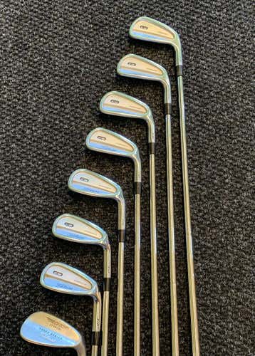 Men's Right Handed Stiff Flex Steel Shaft Iron Set