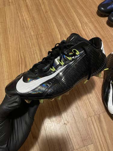 Used Adult Size Men's 10.5 (W 11.5) Nike