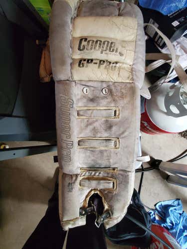 Used 32" Other Goalie Leg Pads