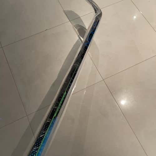 Nexus Geo P92 87 Flex Right Hand Hockey Stick