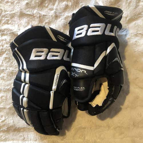 **NEW w/Tags** Black & White Bauer Vapor X7.0 Gloves 15"