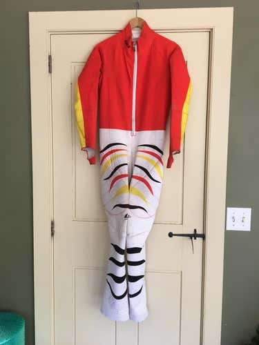 Unisex Used Junior XL Ski Suit