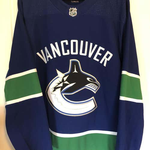 Canucks Blue adidas Authentic Size 56 Jersey, NWT