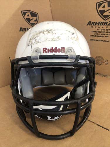 USED RIDDELL YOUTH EDGE FOOTBALL HELMET - XL - WHITE