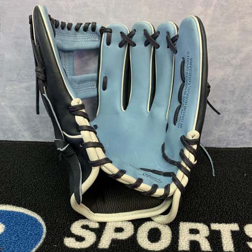 New Right Hand Throw Marucci Cypress Series 11.75" Baseball Glove
