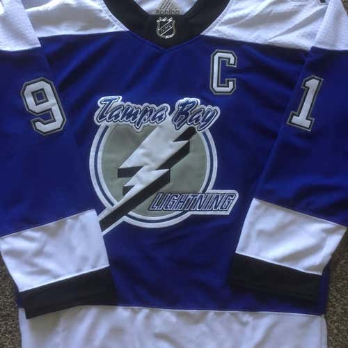 Tampa Bay Lightning hockey jersey Steven Stamkos