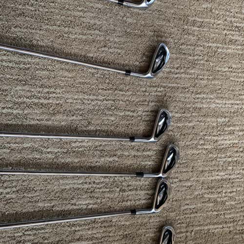 Used Men's Mizuno Right Handed JPX 825 Pro Iron Set Regular Flex Steel Shaft