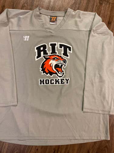 Team Issued RIT(D1 NY) Large Warrior Practice Jersey