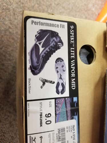 Black New Adult Men's Size 9.0 (Women's 10) Metal Mizuno Cleats