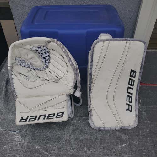White Used Senior Bauer Regular Reactor 9000 Glove Combo