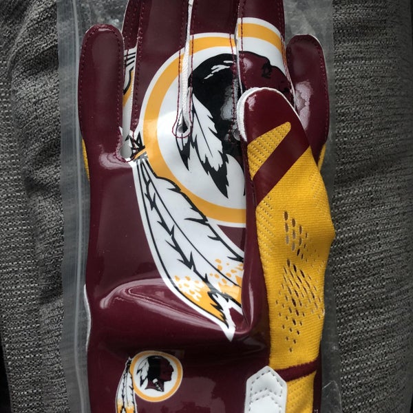 SOLD* Nike Vapor Knit PE Washington Redskins Receiver Gloves