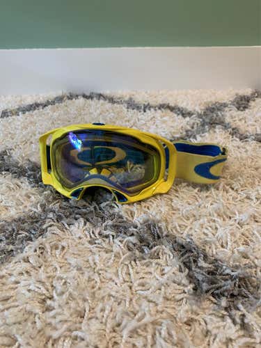 Yellow Unisex Oakley Ski Goggles
