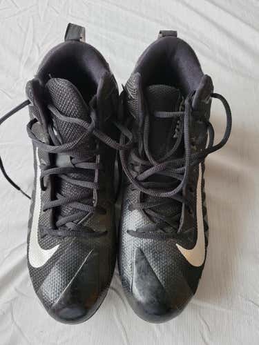 Used Adult Size 10 (Women's 11) Nike