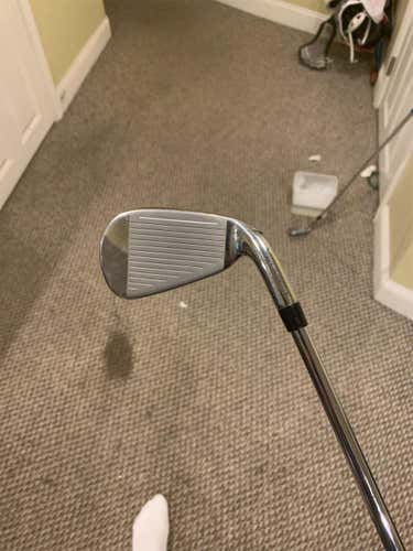 Men's 4 iron Stiff Flex Steel Shaft