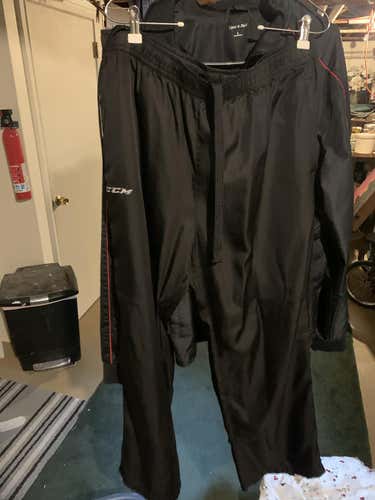 Black Men's Used Adult XL CCM Pants