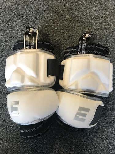 New Large Epoch Integra Arm D- Pads-White