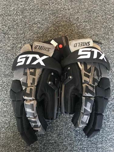 New STX SHIELD Goalie Gloves 13"-Black