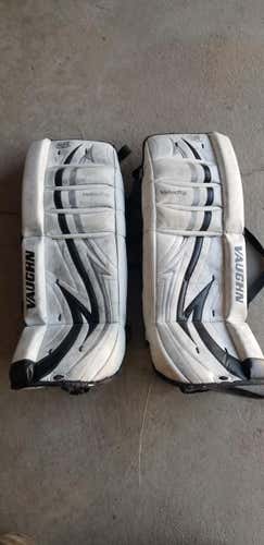 White Used Junior 26" Vaughn Goalie Leg Pads