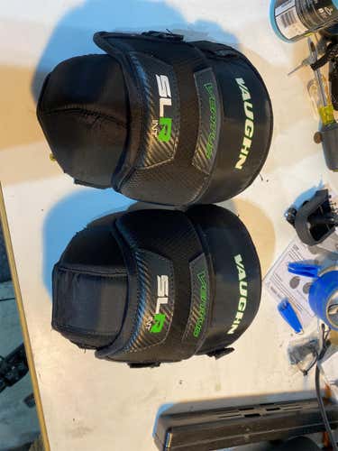 Used Vaughn Intermediate Knee Pads