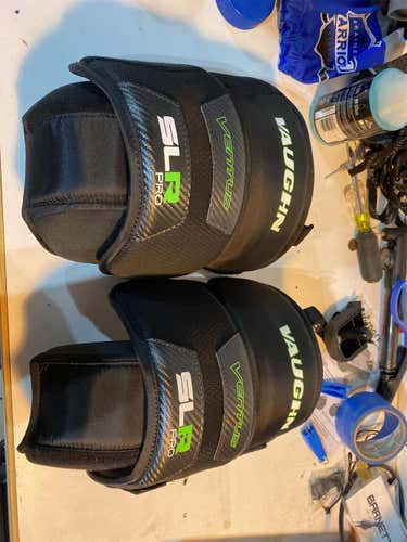 Used Vaughn Ventus Senior Knee Pads