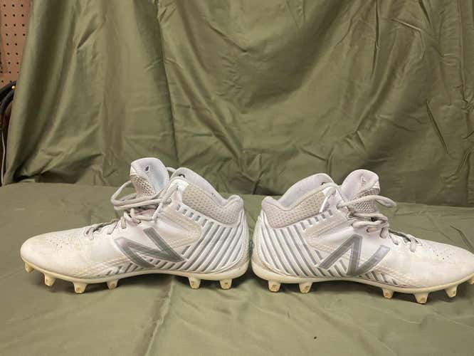 White Used Adult Men's Size 7.0 (Women's 8.0) Molded Cleats New Balance High Top