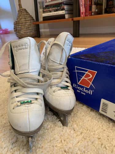 White Used Riedell Figure Skates Size 13