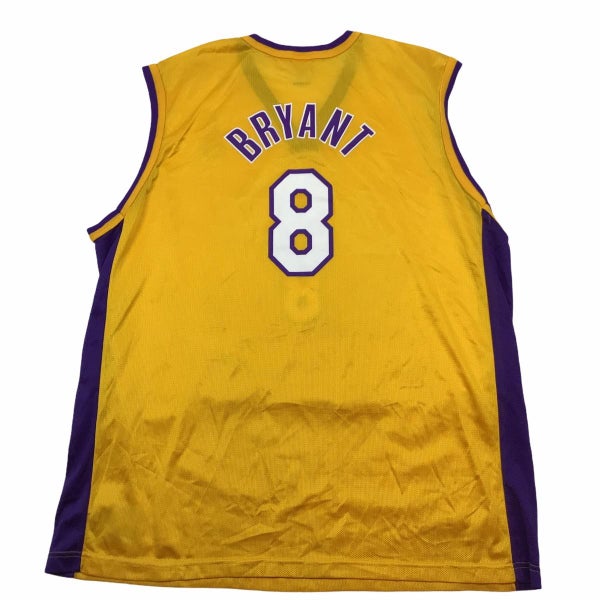 Vintage Los Angeles Lakers Kobe Bryant #8 Champion jersey. Tagged