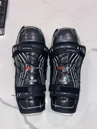 Junior Bauer Vapor xshift Shin Pads