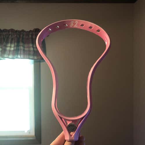 Pink Used Attack & Midfield Unstrung Tactik Head