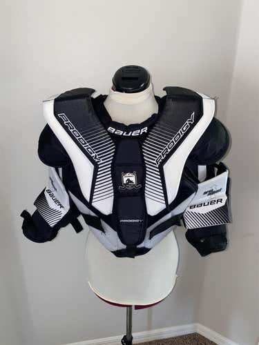 Junior Large Bauer Prodigy  Goalie Chest Protector