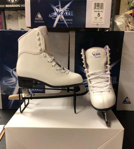 New White Jackson Gs 180 Figure Skates Size 5