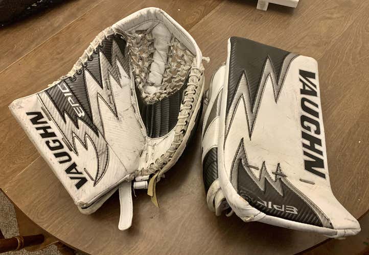 Used Senior Vaughn Regular Epic 8800 Catcher and Blocker