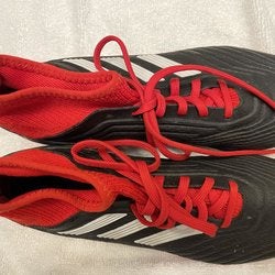 Used Adult Size 8.5 (Women's 9.5) Molded Cleats Adidas Cleats
