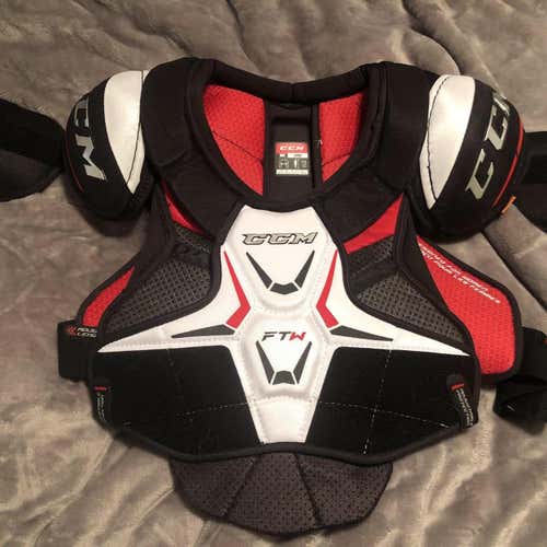 Senior Large CCM Jetspeed FTW  Shoulder Pads